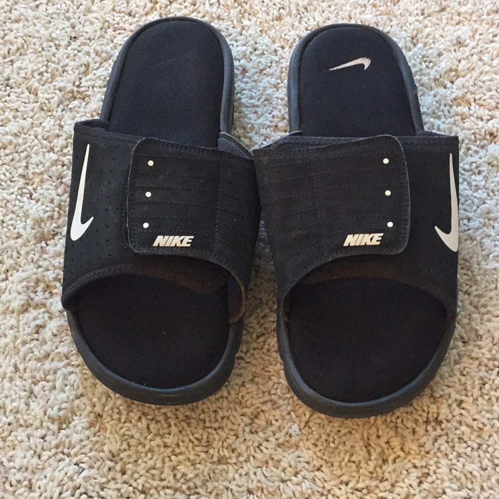 ❤️ MENS NIKE SLIDES EXCELLENT CONDITION!